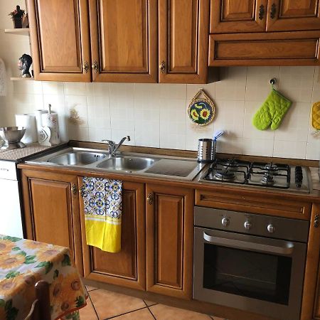Casa Tiziana Villa Лавена Понте Треза Екстериор снимка
