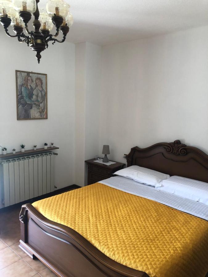 Casa Tiziana Villa Лавена Понте Треза Екстериор снимка