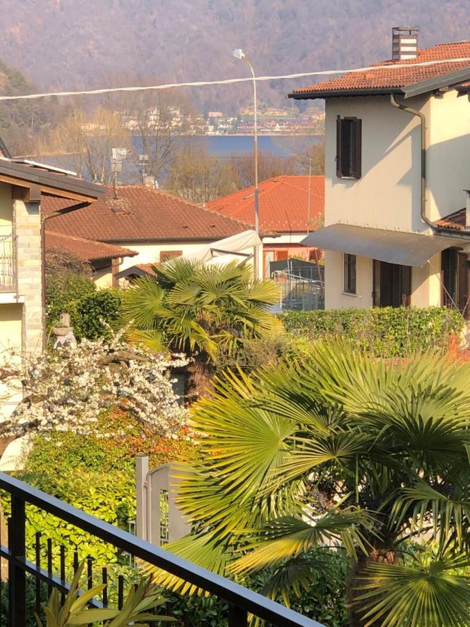Casa Tiziana Villa Лавена Понте Треза Екстериор снимка